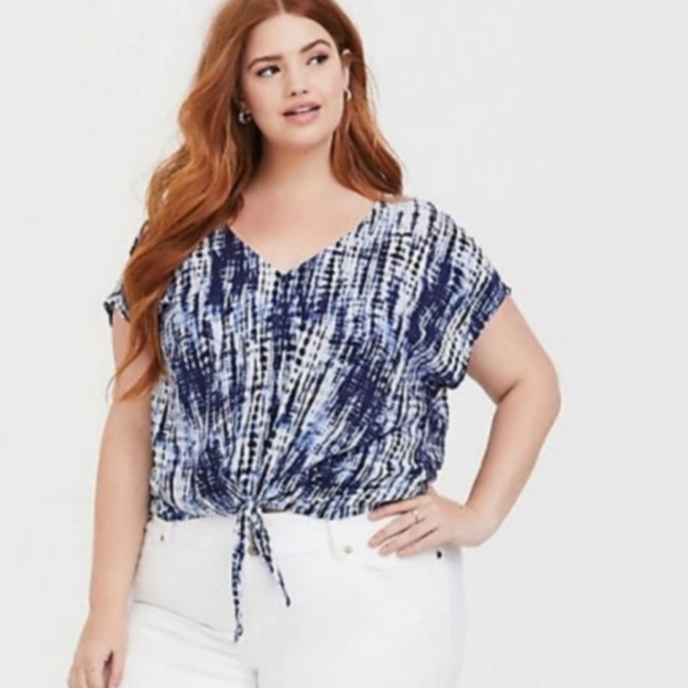 NWT Torrid SZ 1 Blue & White Tie Dye SS T-shirt